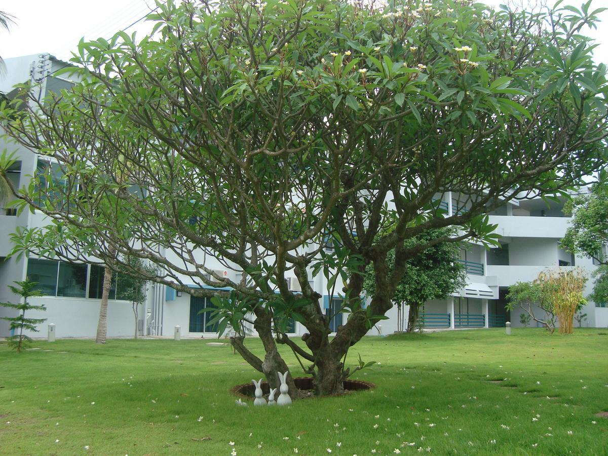 Addera Residence HHQ Exterior foto